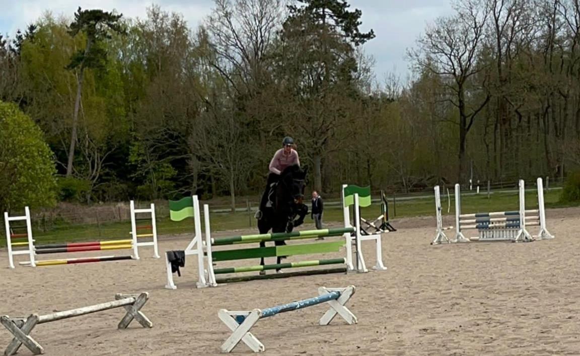 Ferienwohnung Reitanlage Baerenz Selk Buitenkant foto